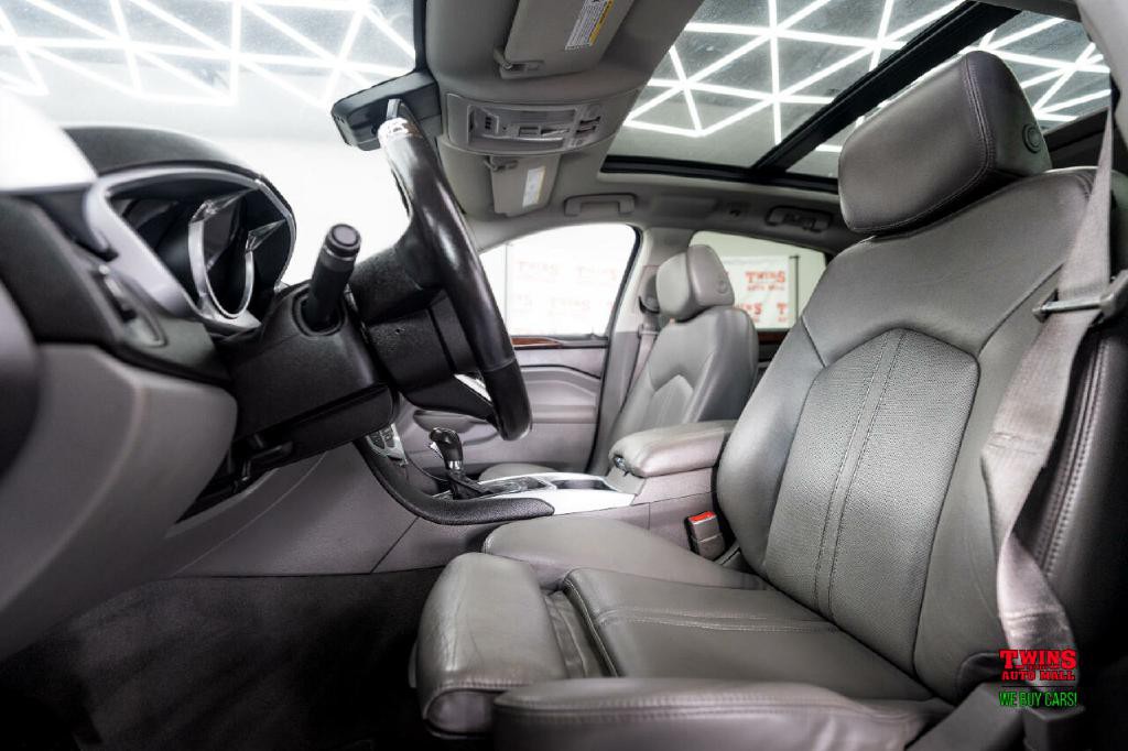 2012 Cadillac SRX Image 12