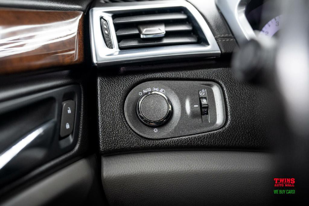 2012 Cadillac SRX Image 27