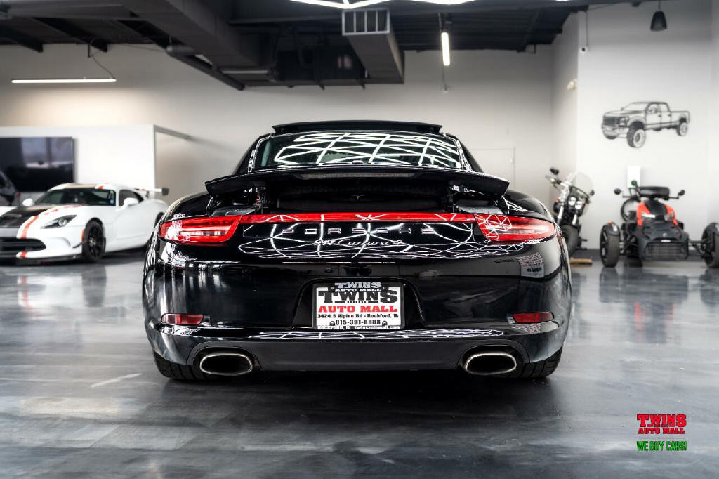 2014 Porsche 911 Image 6