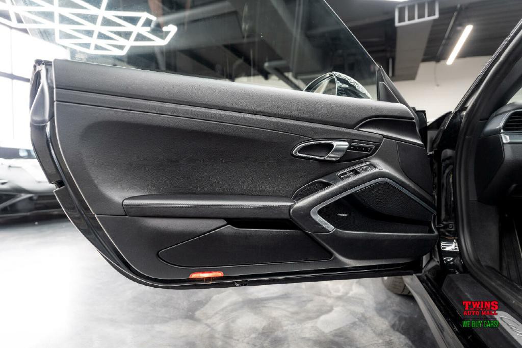 2014 Porsche 911 Image 13