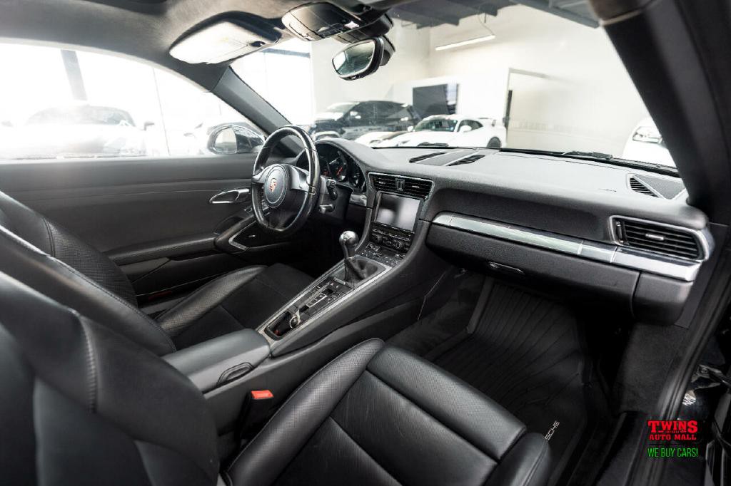 2014 Porsche 911 Image 18