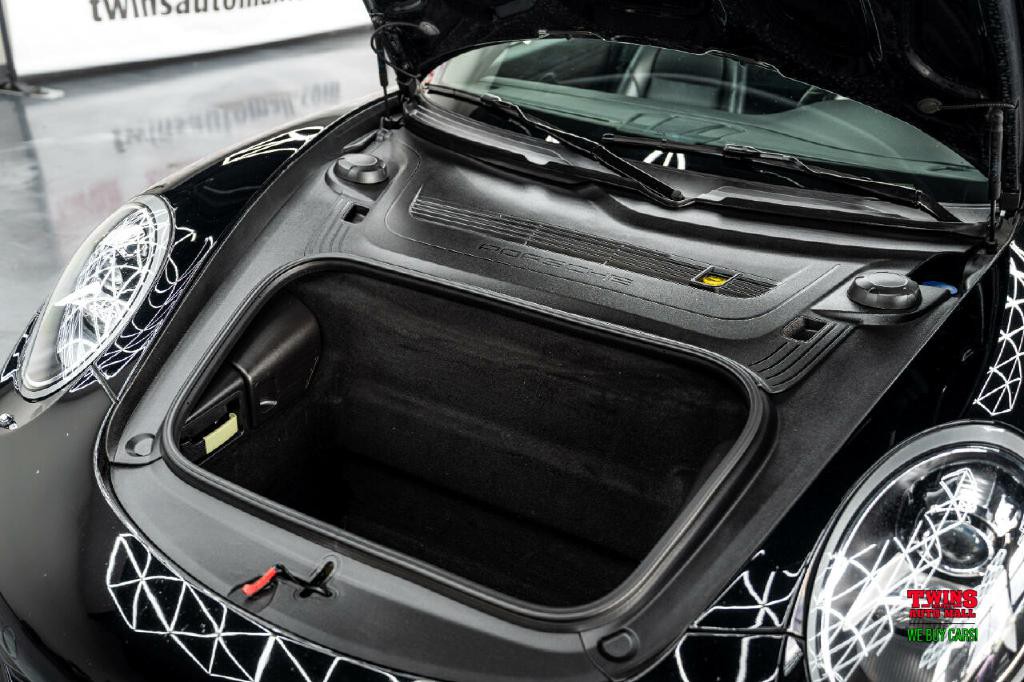 2014 Porsche 911 Image 31