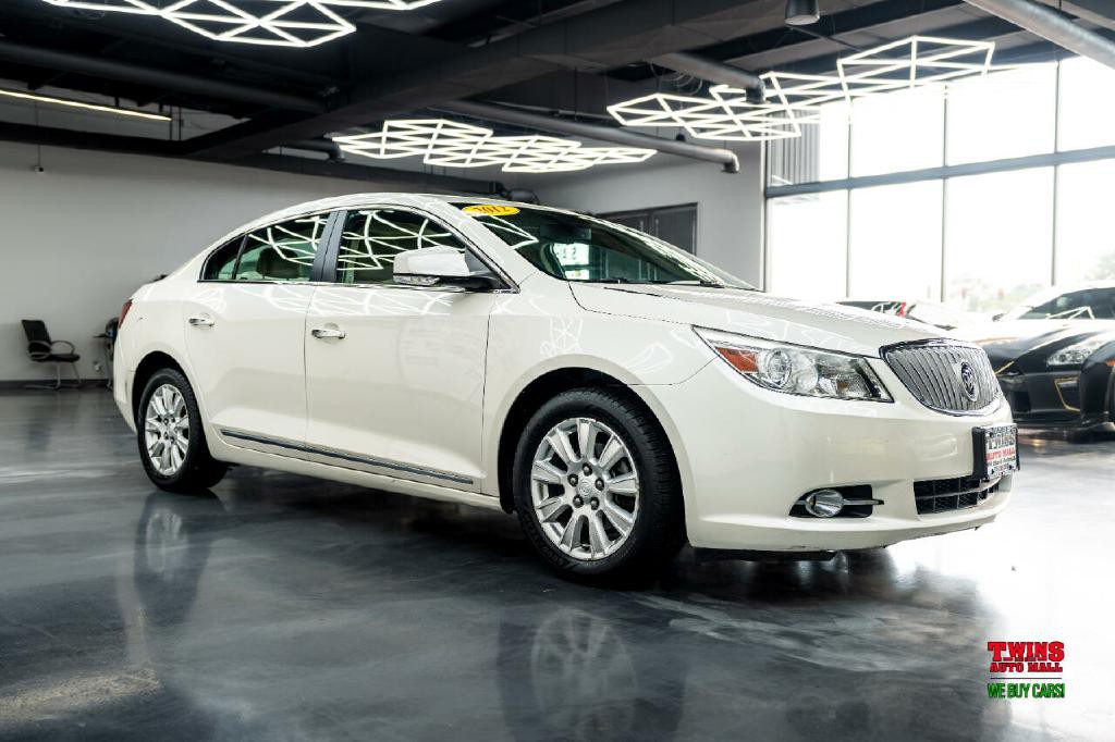 2012 Buick Lacrosse Image 8