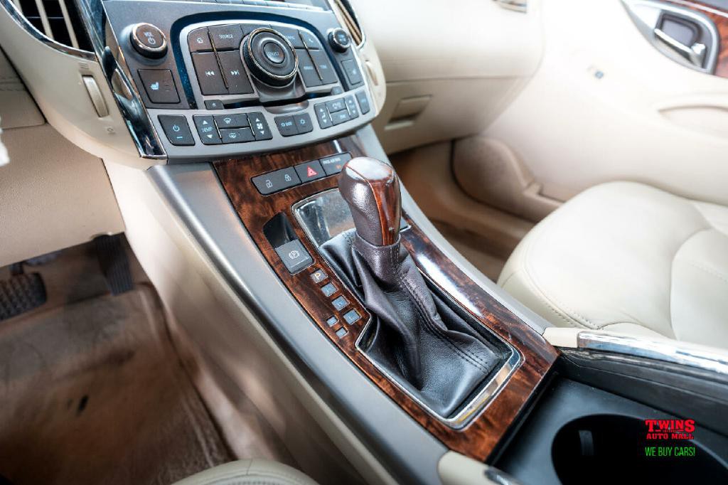 2012 Buick Lacrosse Image 22