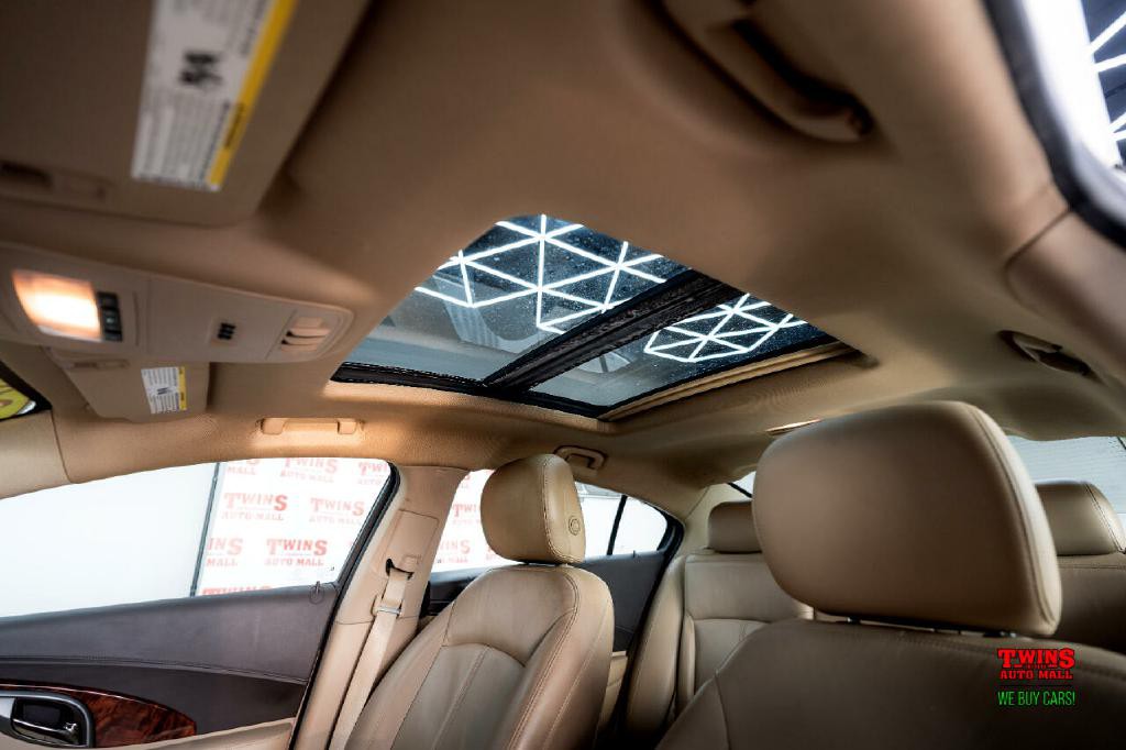 2012 Buick Lacrosse Image 25