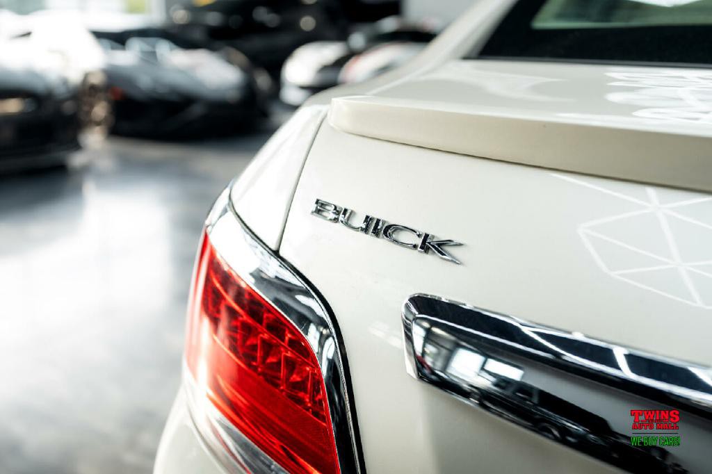 2012 Buick Lacrosse Image 28