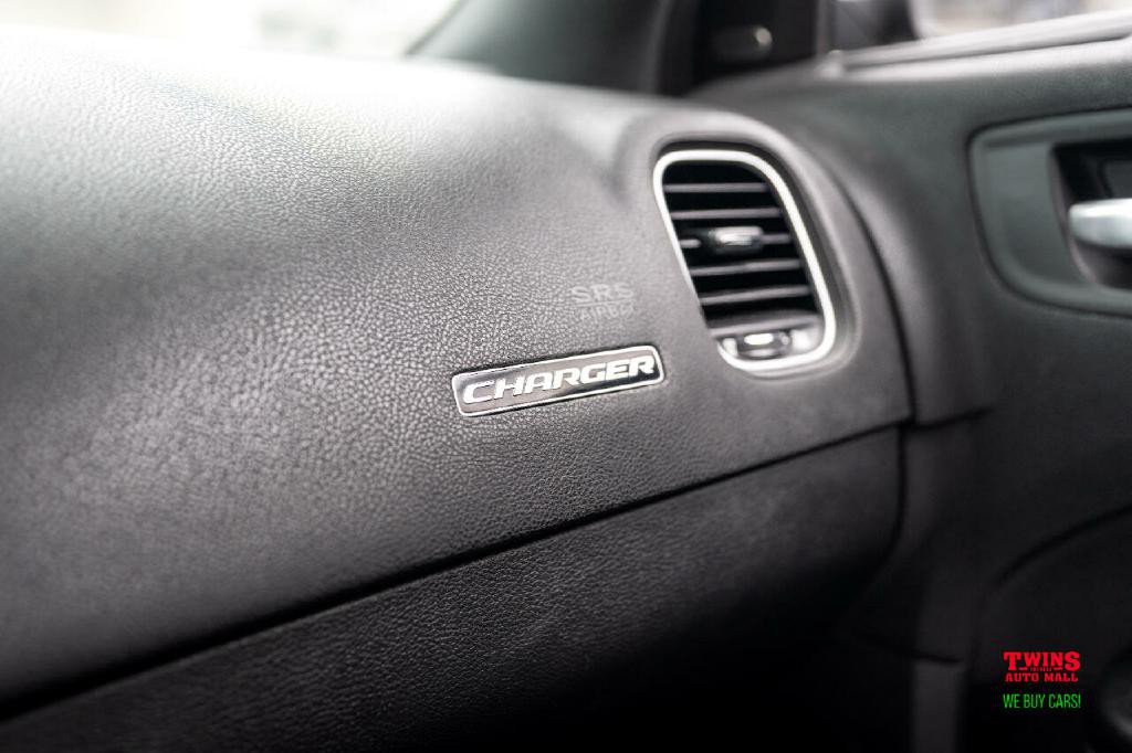 2019 Dodge Charger Image 25