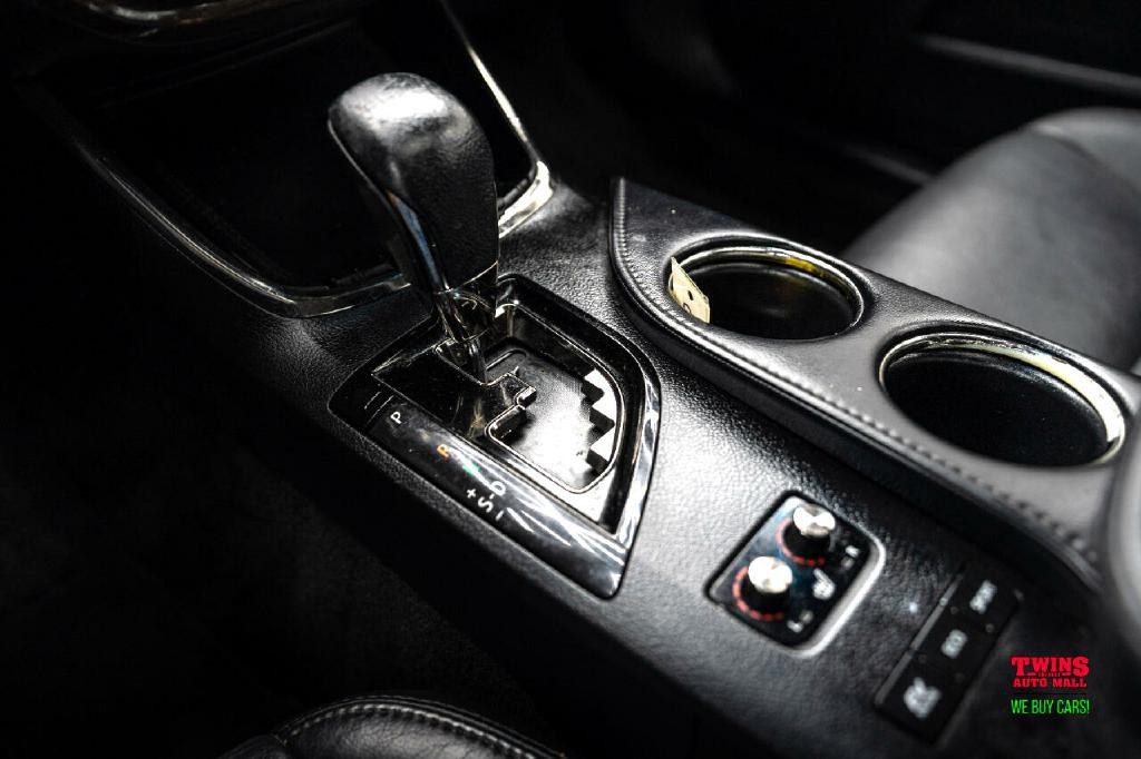 2015 Toyota Avalon Image 23