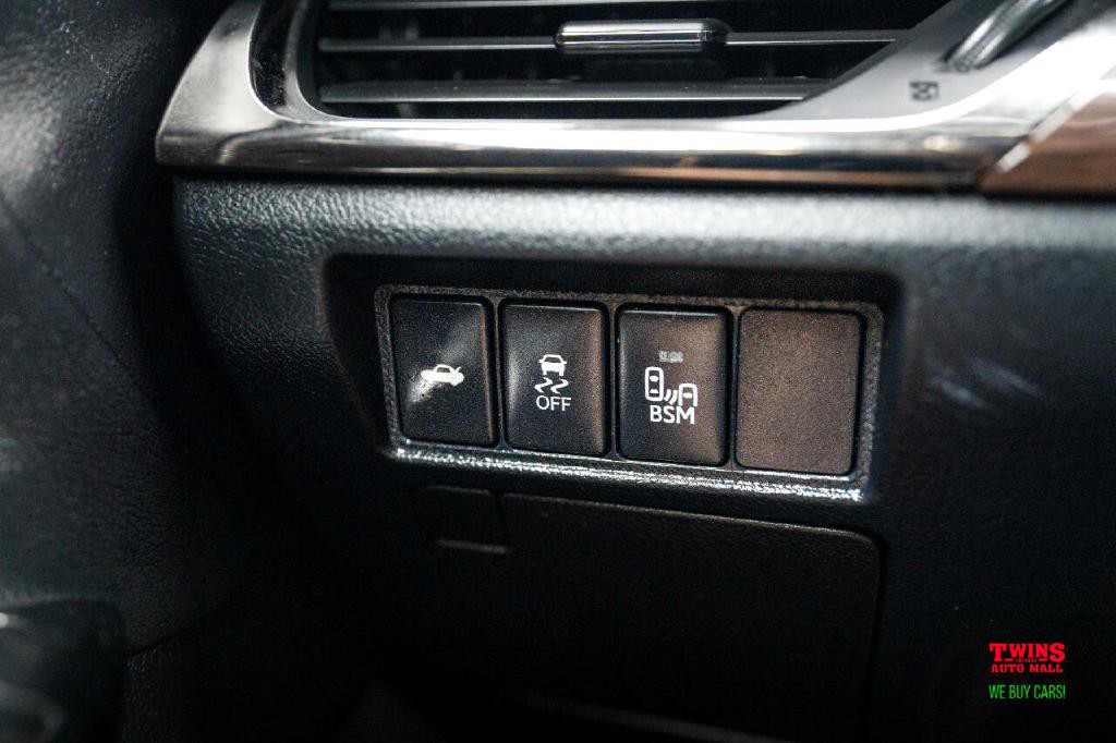 2015 Toyota Avalon Image 25