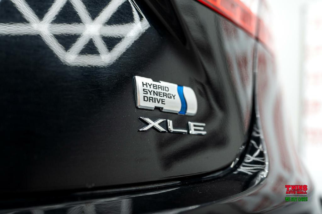 2015 Toyota Avalon Image 31