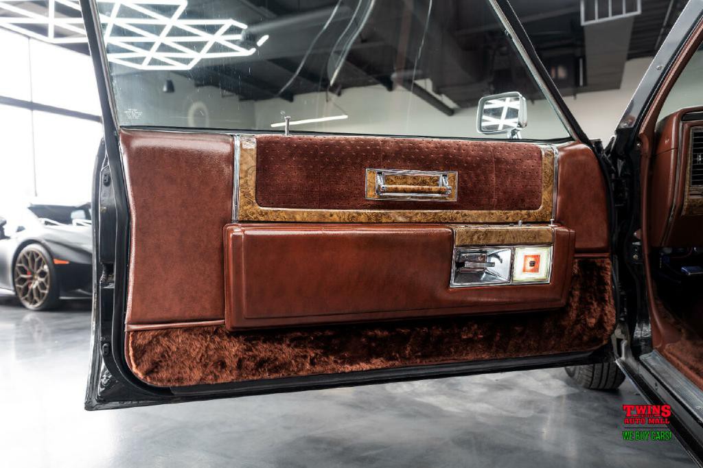 1979 Cadillac Coupe De Ville Image 16