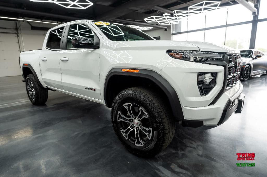 2023 GMC Canyon Image 9
