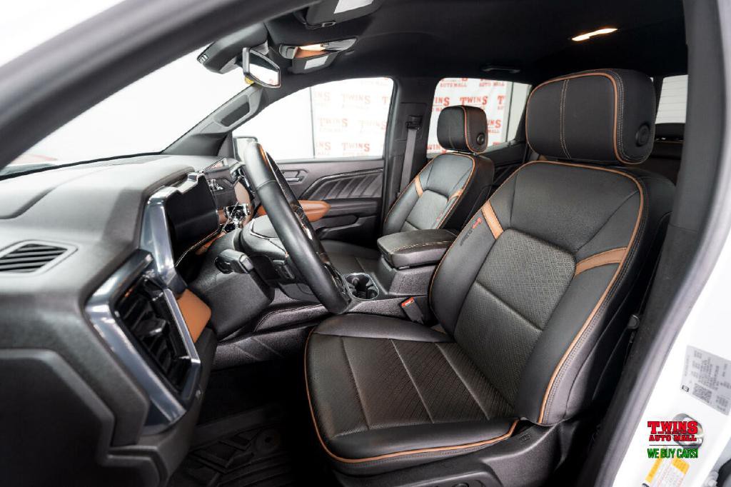 2023 GMC Canyon Image 14