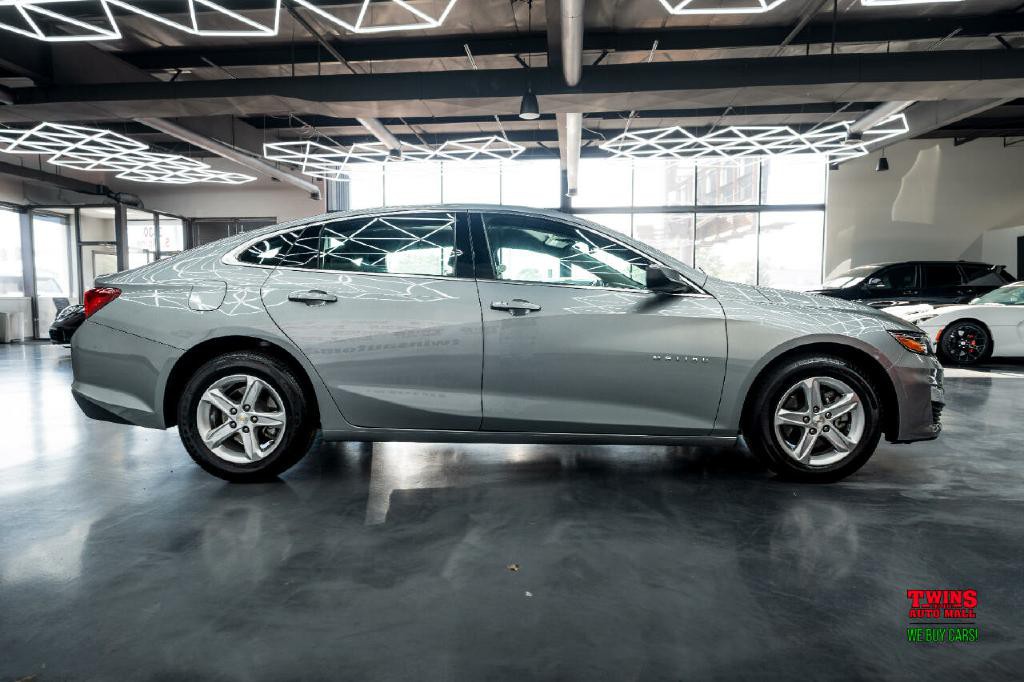 2024 Chevrolet Malibu Image 7