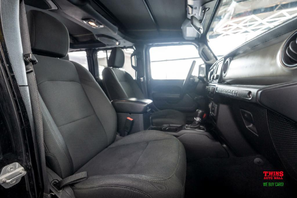 2018 Jeep Wrangler Image 16