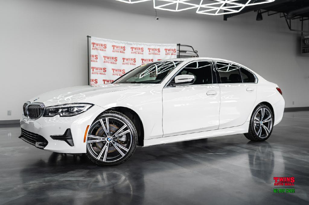 2020 BMW 3 Series Image 2