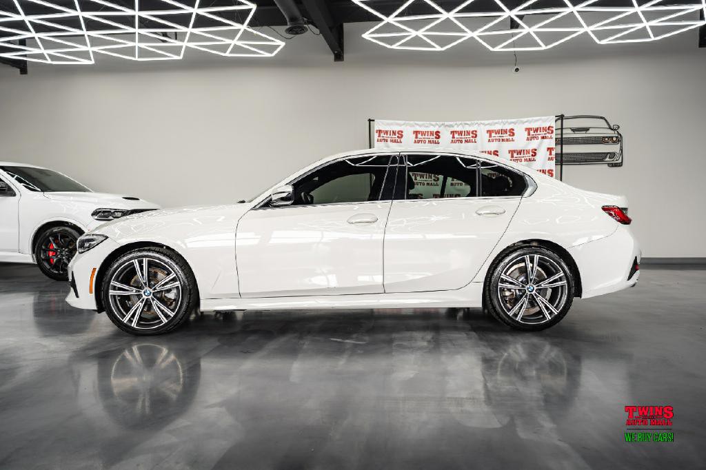 2020 BMW 3 Series Image 3
