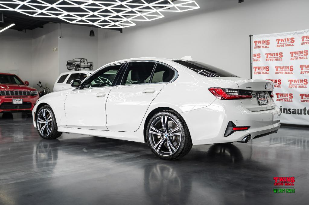 2020 BMW 3 Series Image 4