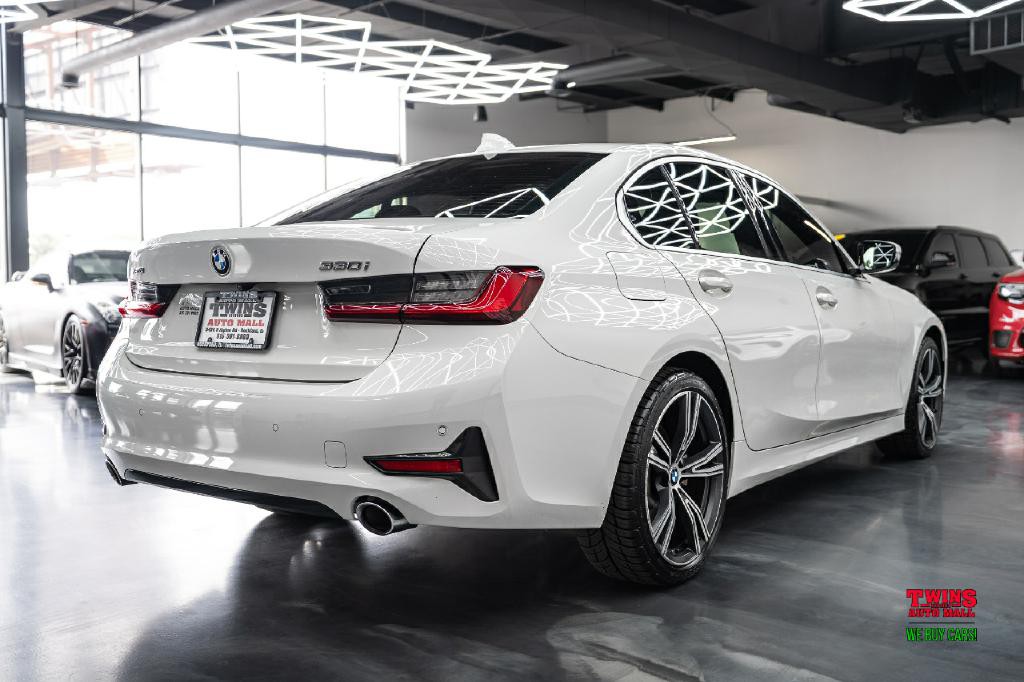 2020 BMW 3 Series Image 7