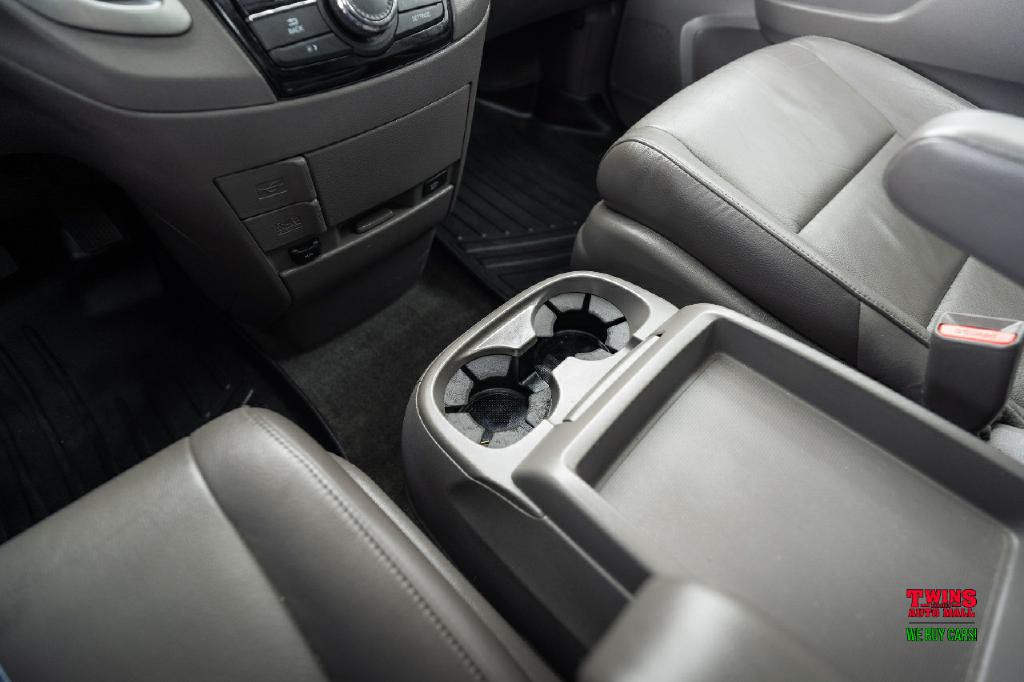 2016 Honda Odyssey Image 27