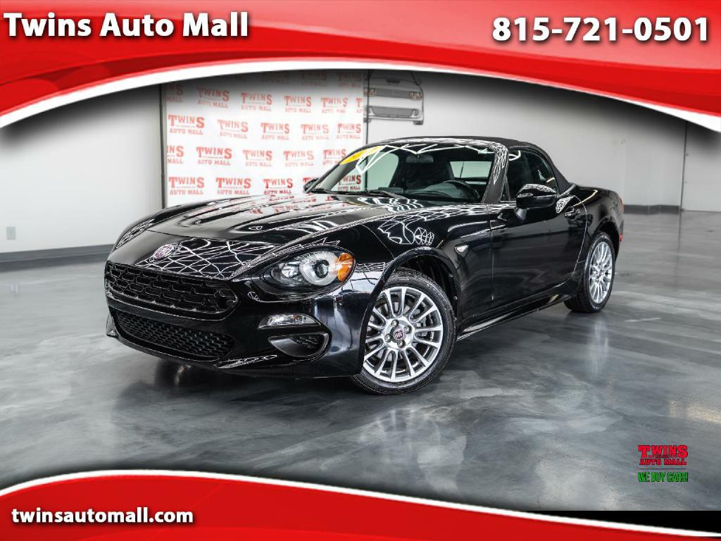 2017 FIAT 124 Spider Image 1