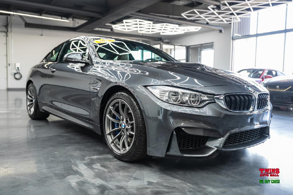 2015 BMW M4 Image 8