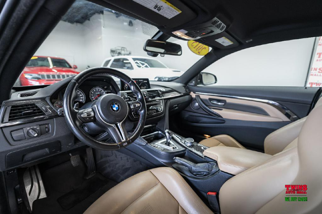 2015 BMW M4 Image 11