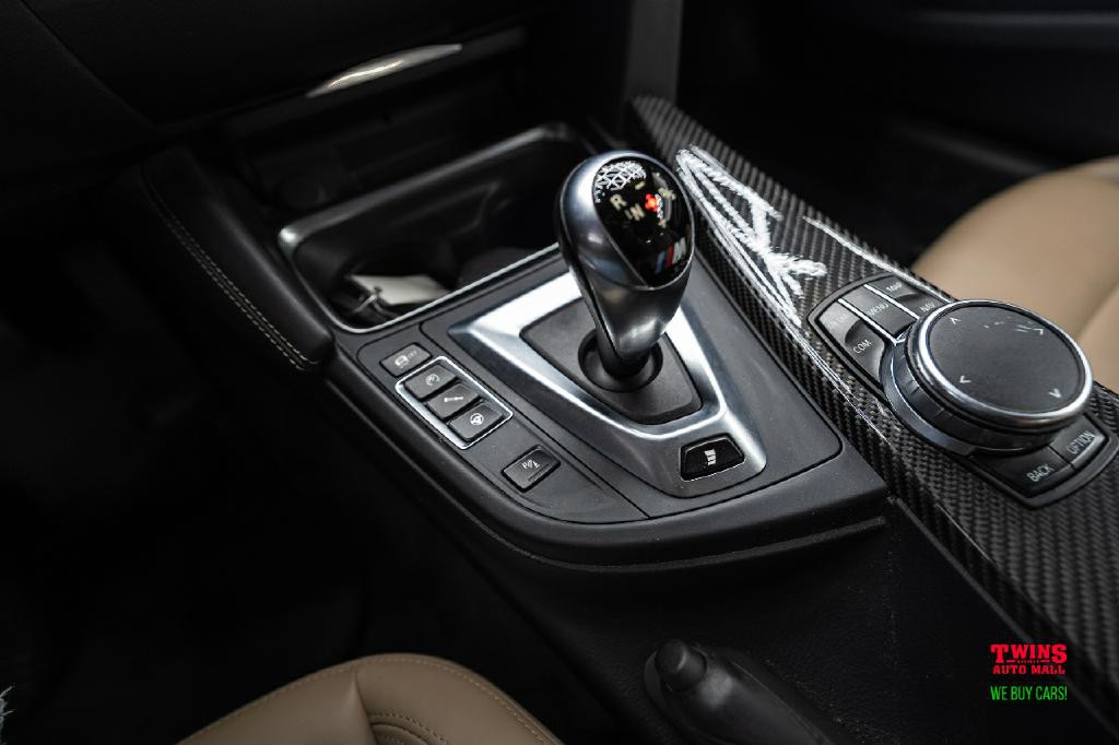 2015 BMW M4 Image 20