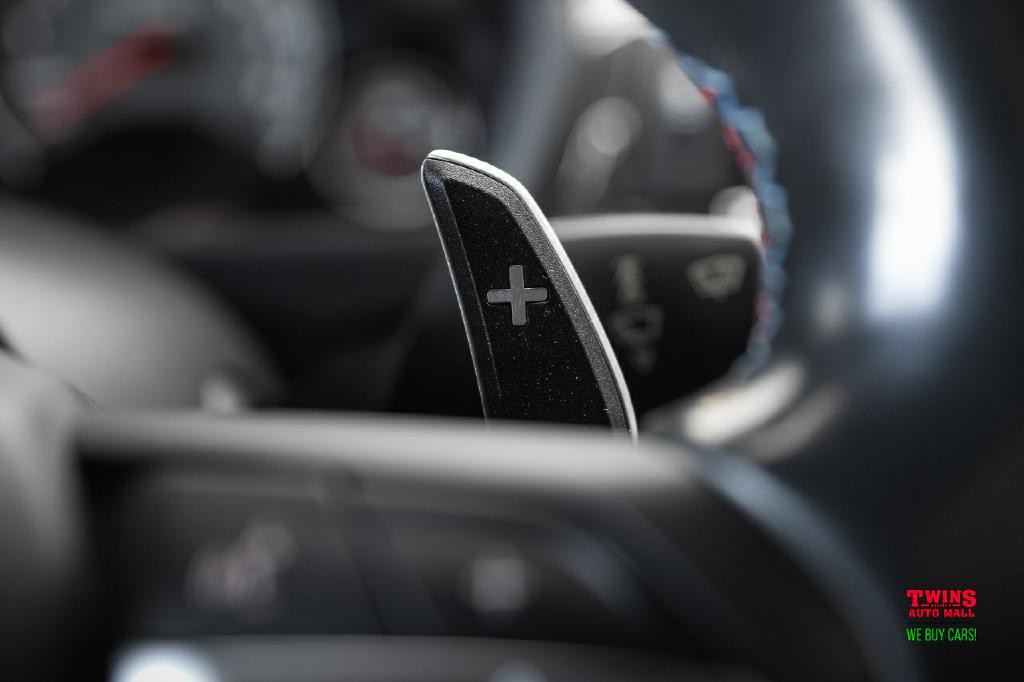 2015 BMW M4 Image 24