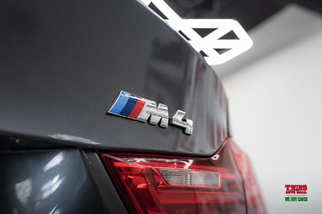 2015 BMW M4 Image 38