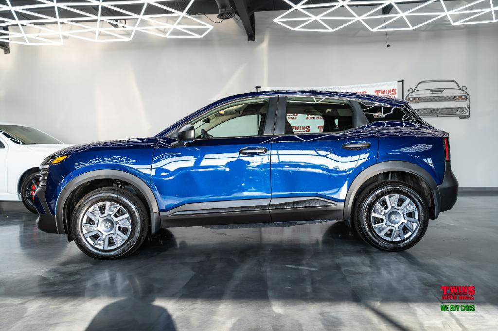 2025 Nissan Kicks Image 3