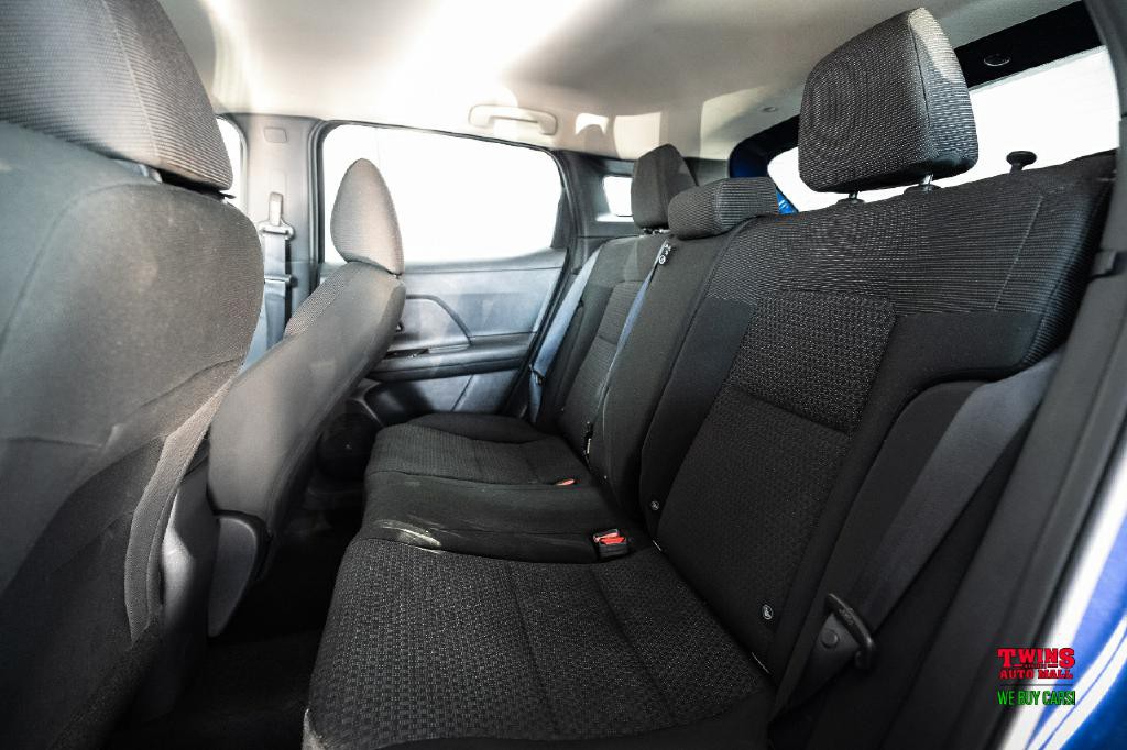 2025 Nissan Kicks Image 13
