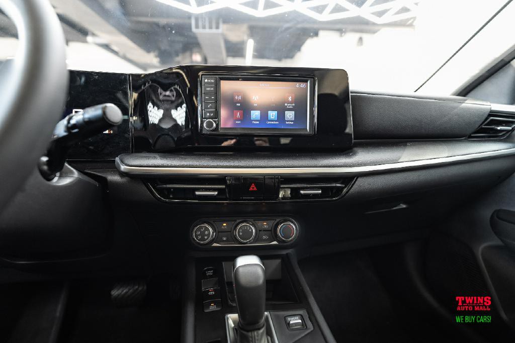 2025 Nissan Kicks Image 24