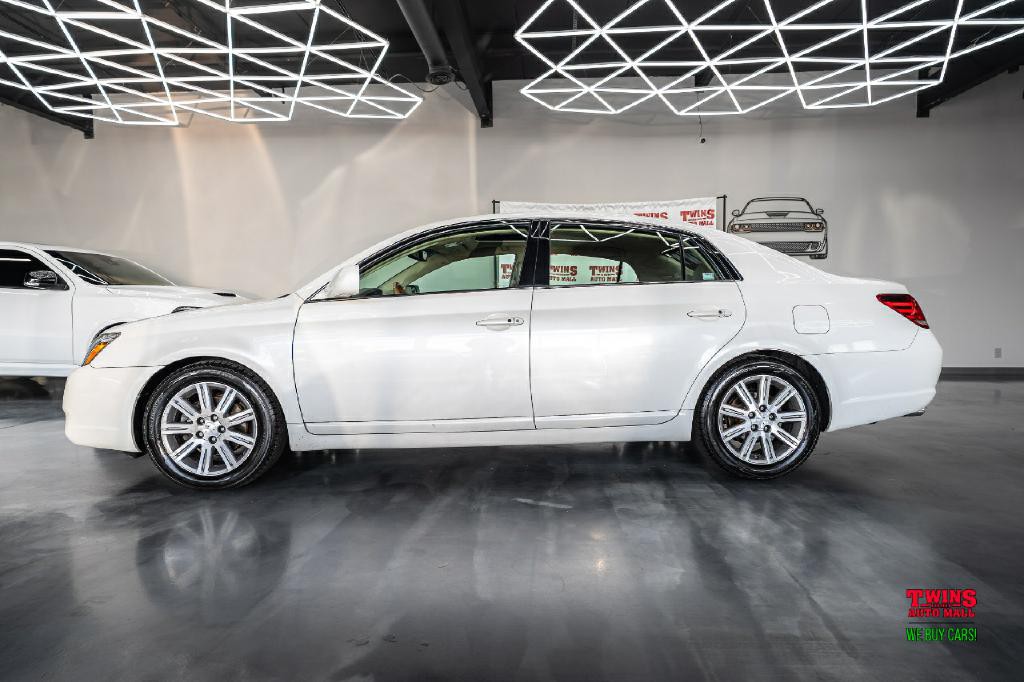 2007 Toyota Avalon Image 3