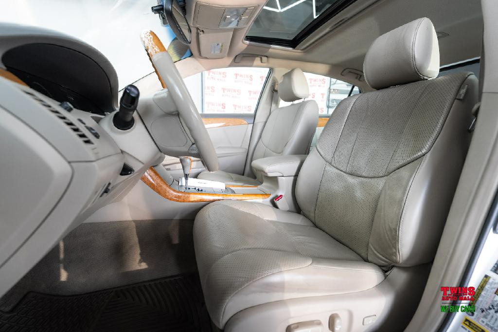 2007 Toyota Avalon Image 12