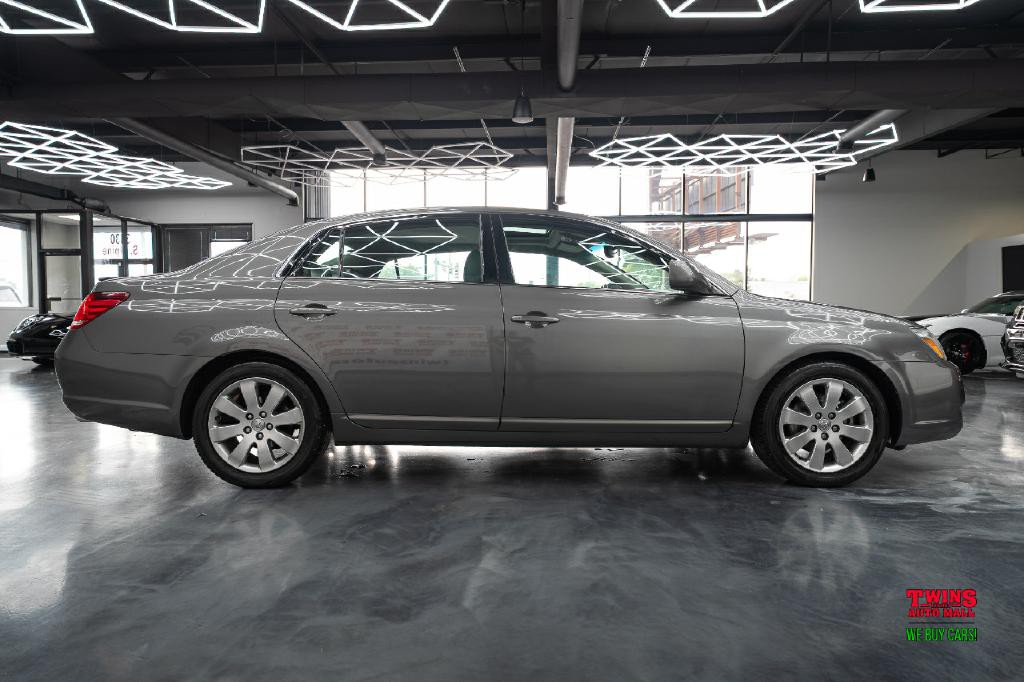 2006 Toyota Avalon Image 7
