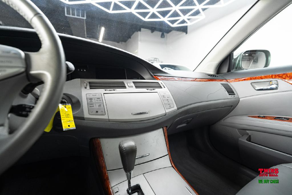 2006 Toyota Avalon Image 20