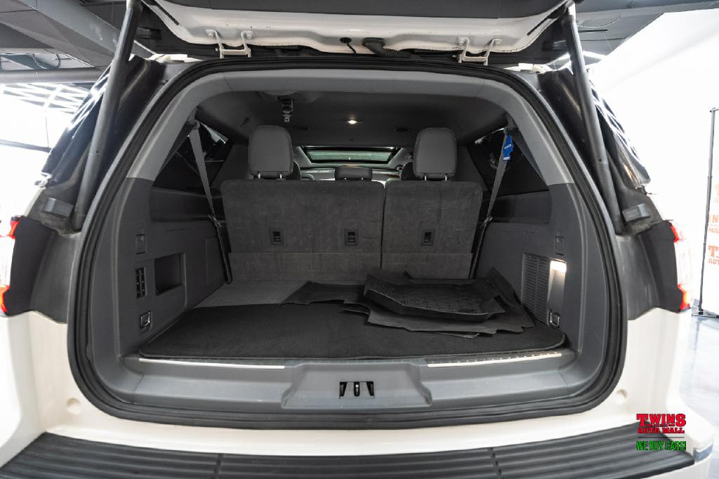 2019 Lincoln Navigator Image 16