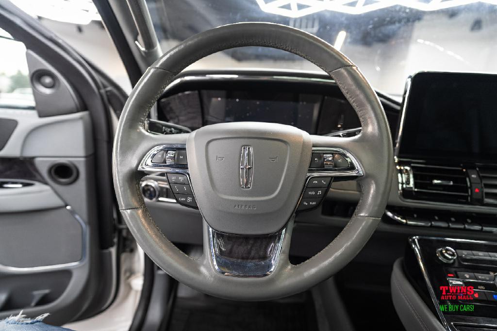 2019 Lincoln Navigator Image 21