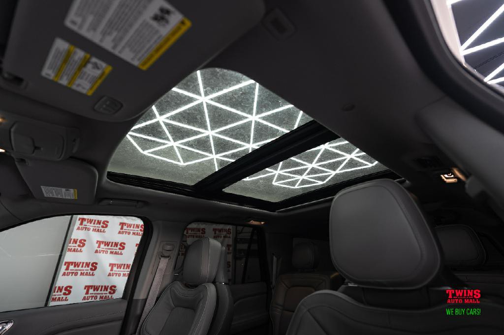 2019 Lincoln Navigator Image 34
