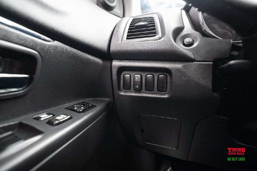 2024 Mitsubishi Outlander Image 22