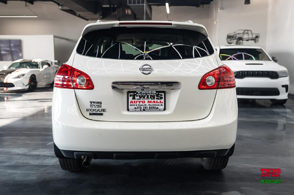 2015 Nissan Rogue Image 5