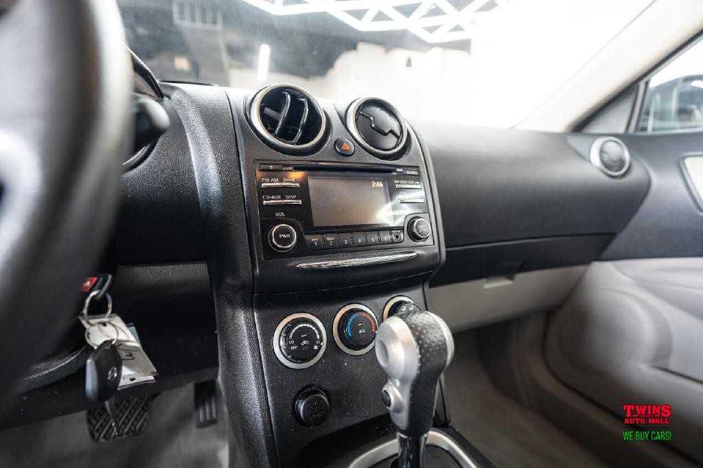2015 Nissan Rogue Image 20