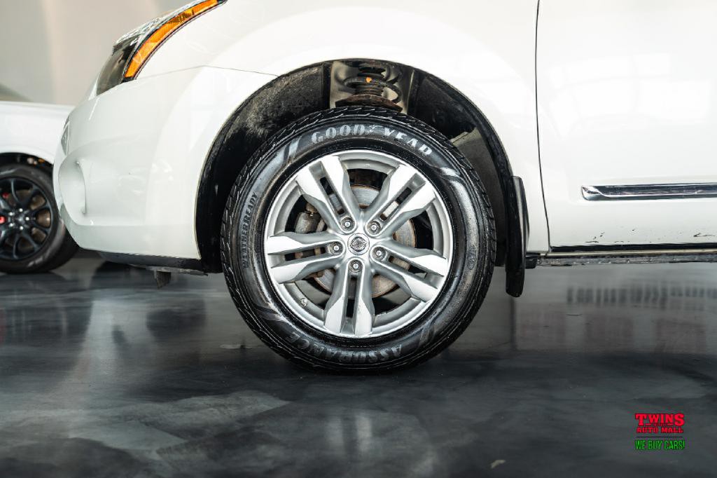 2015 Nissan Rogue Image 22
