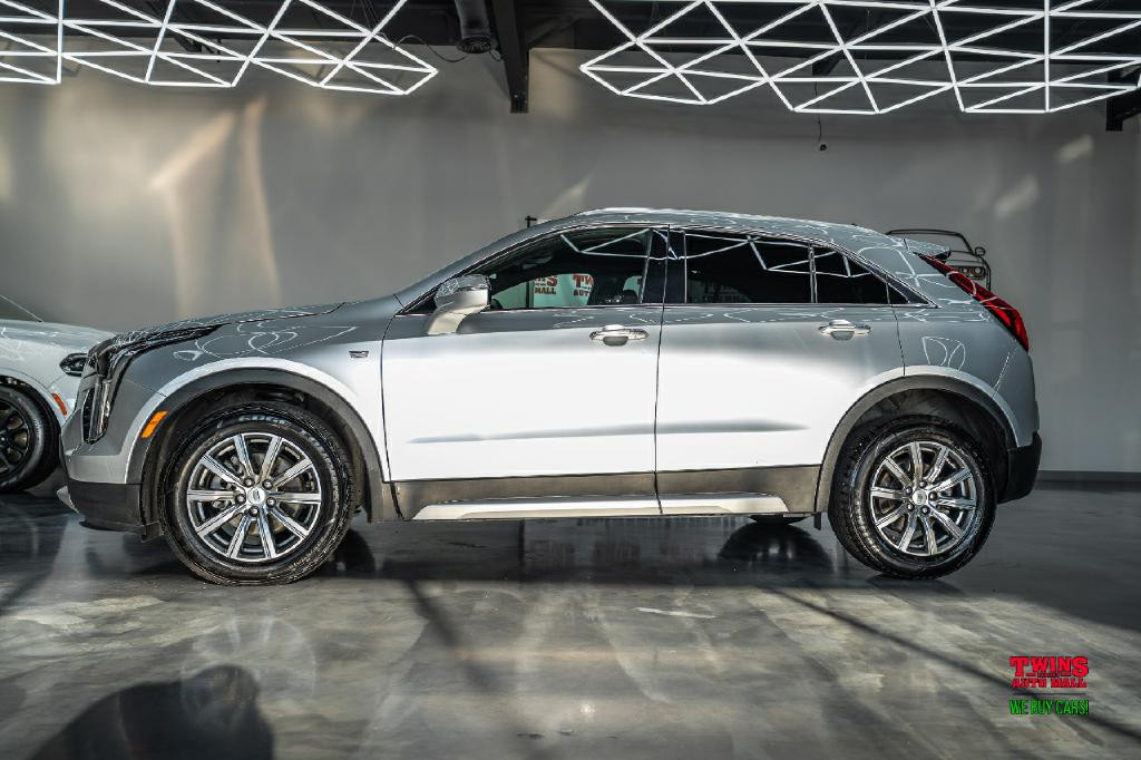 2022 Cadillac XT4 Image 3