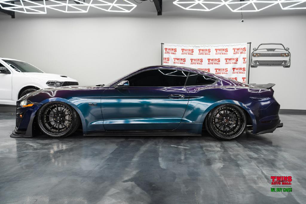 2019 Ford Mustang Image 3