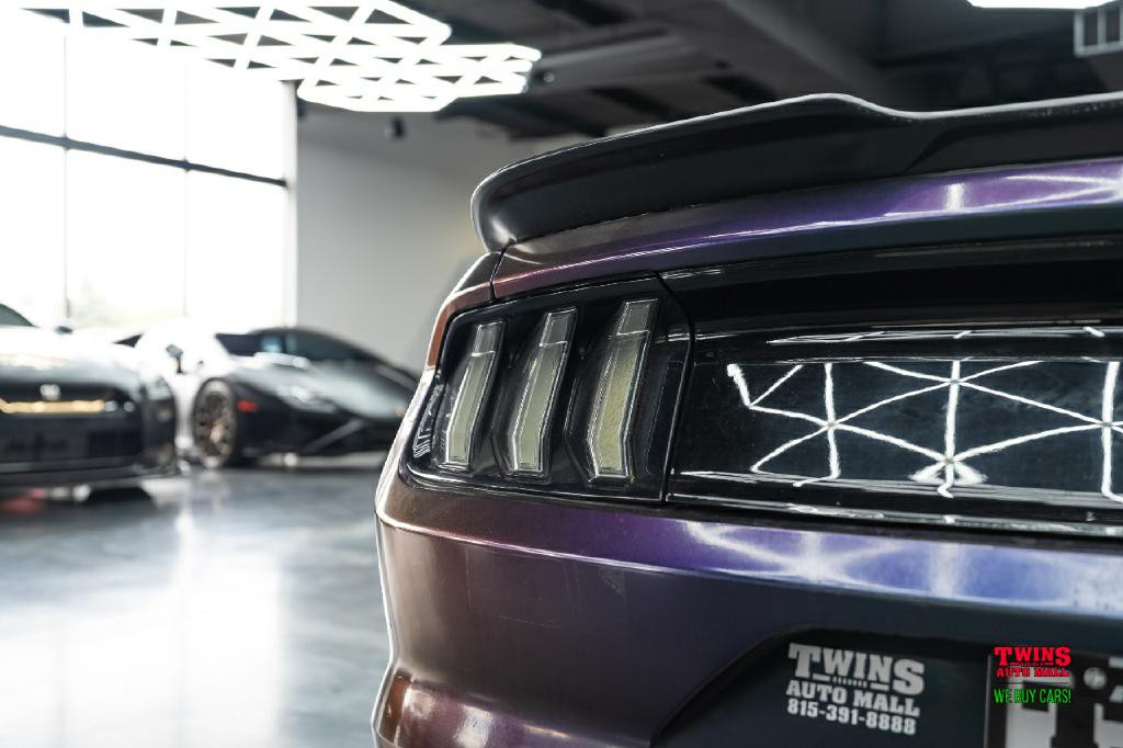 2019 Ford Mustang Image 30