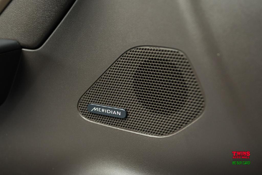 2018 Jaguar F-PACE Image 26