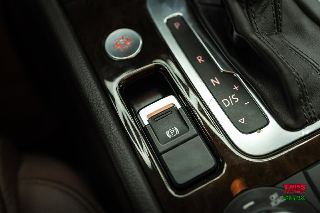 2014 Volkswagen Touareg Image 22