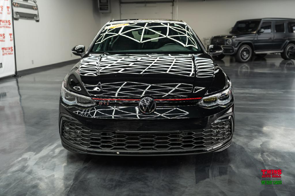 2024 Volkswagen GTI Image 9